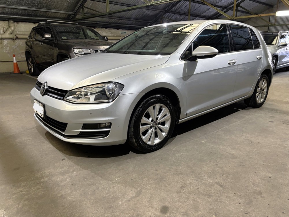 Volkswagen Golf 1.4 TSI BLUEMOTION TECHNO DSG