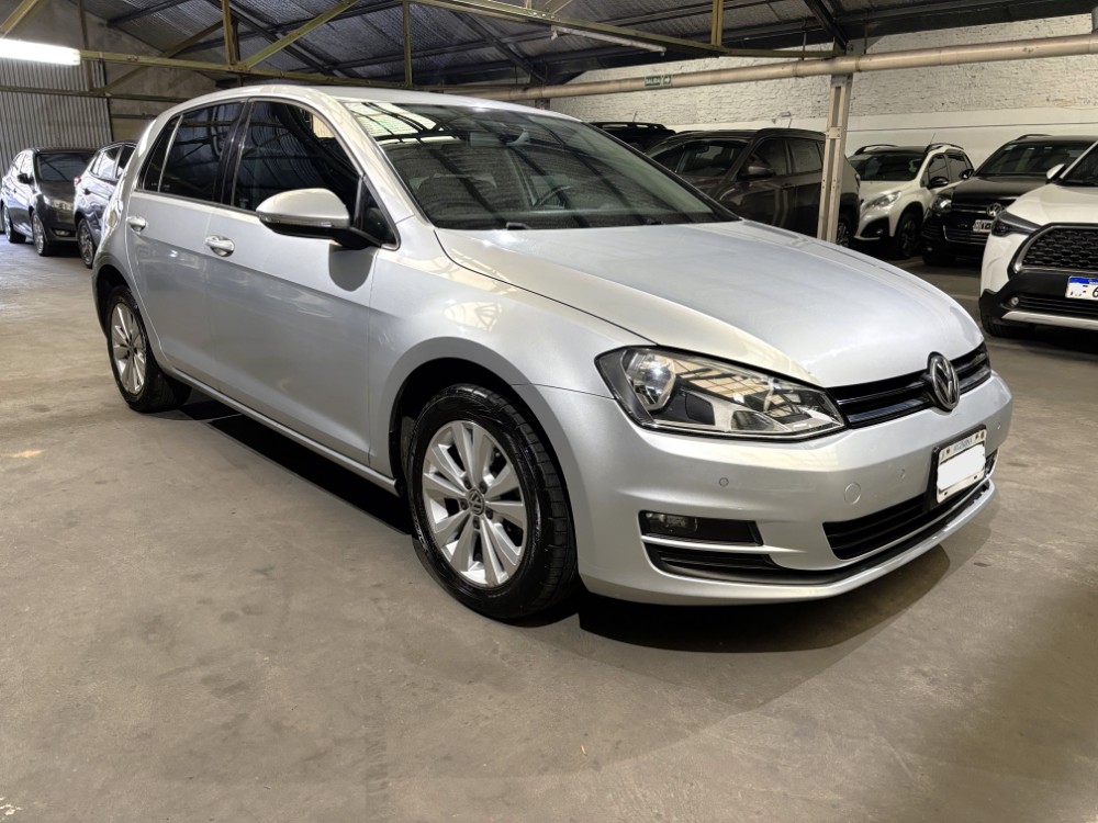 Volkswagen Golf 1.4 TSI BLUEMOTION TECHNO DSG — foto 4