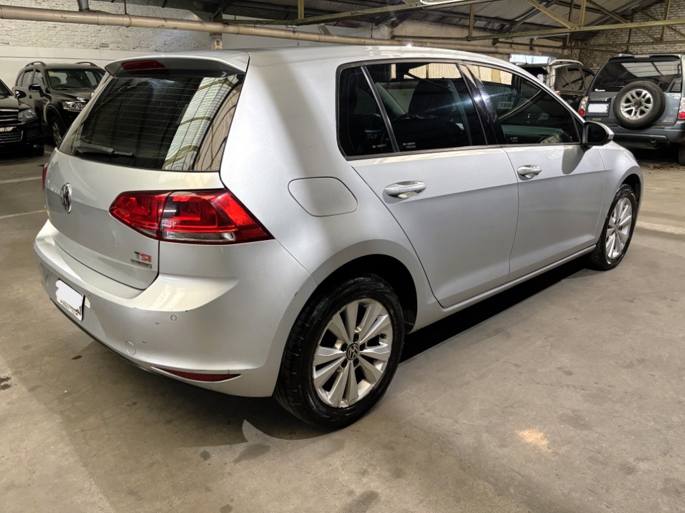 Volkswagen Golf 1.4 TSI BLUEMOTION TECHNO DSG — foto 5
