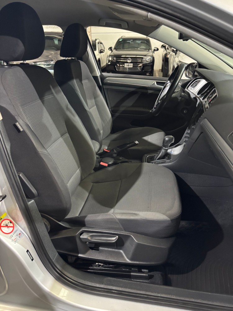 Volkswagen Golf 1.4 TSI BLUEMOTION TECHNO DSG — foto 14