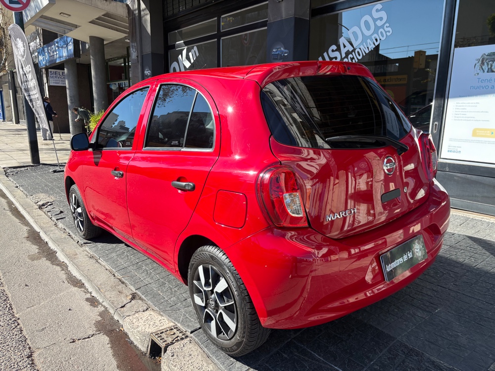 Nissan March Active 1.6  — foto 6