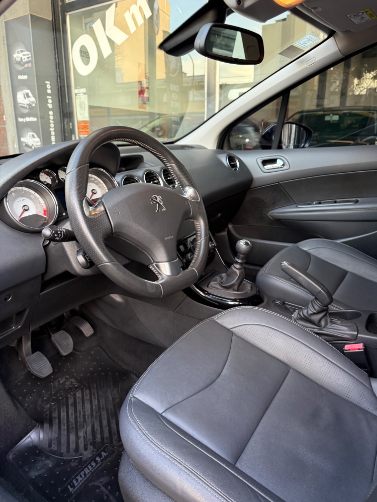 Peugeot 308 Feline — foto 10