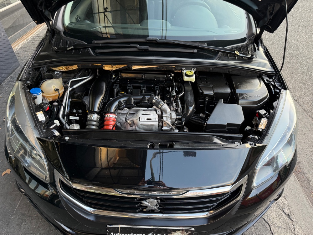 Peugeot 308 Feline — foto 14