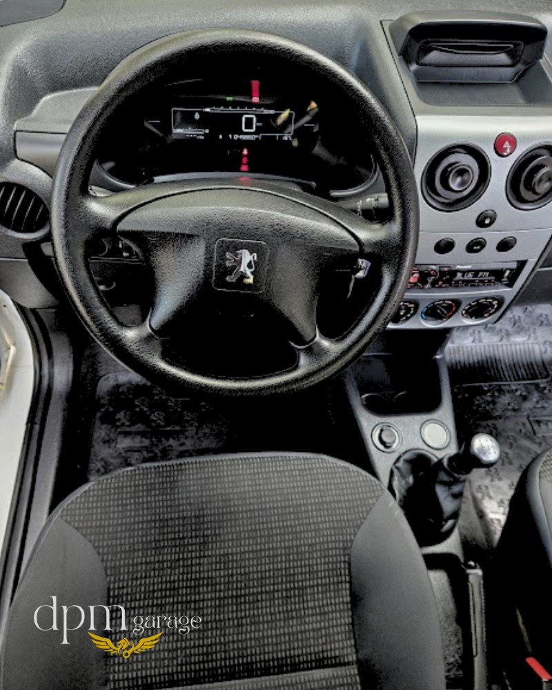 Peugeot Partner 1.6 hdi furgon confort — foto 9