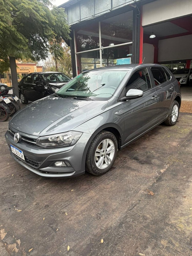 Volkswagen POLO 1.6 MSI CONFORTLINE