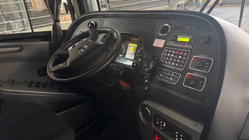 Mercedes-Benz G7 PARADISO 1800 DD — foto 6