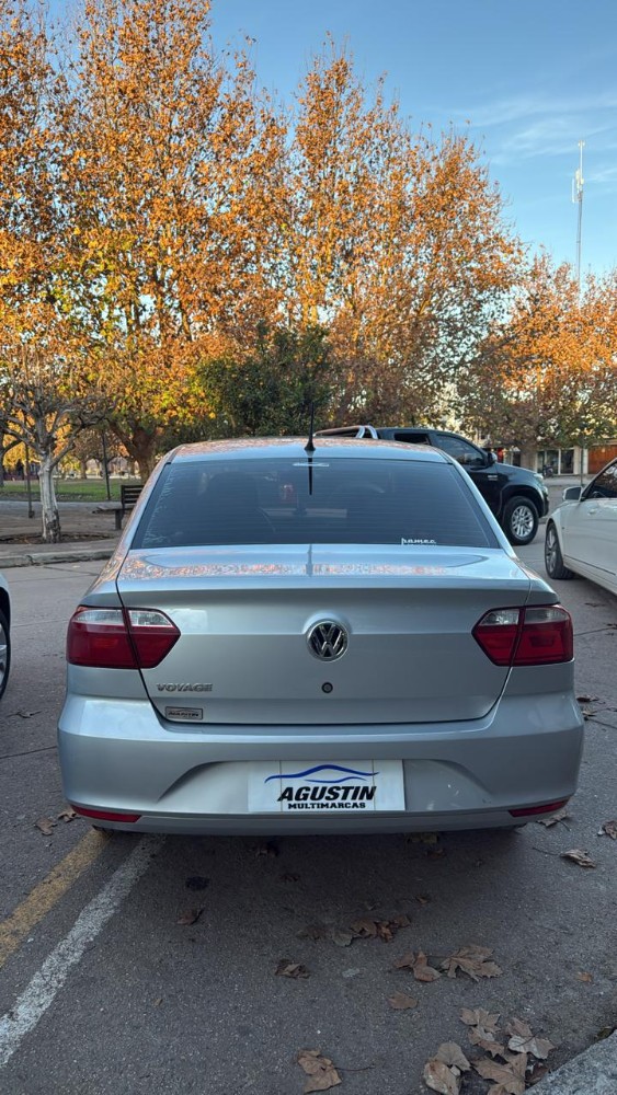 Volkswagen VOYAGE CONFORT — foto 2