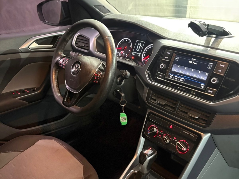 Volkswagen T-Cross Comfortline 1.6 Aut — foto 6