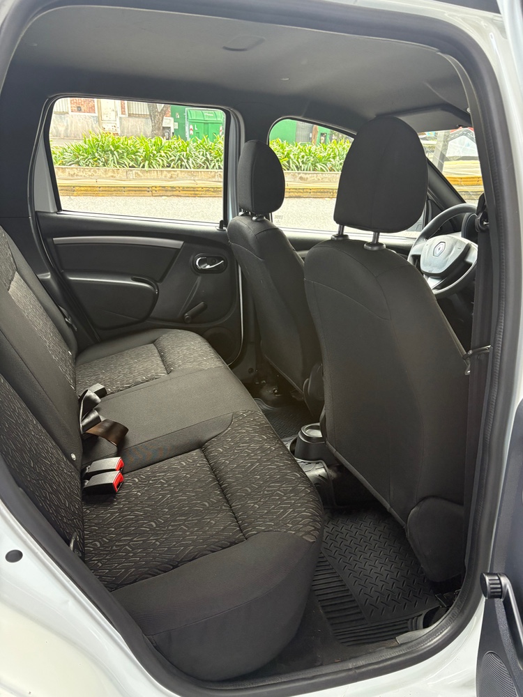 Renault Duster Expression 1.6  — foto 11