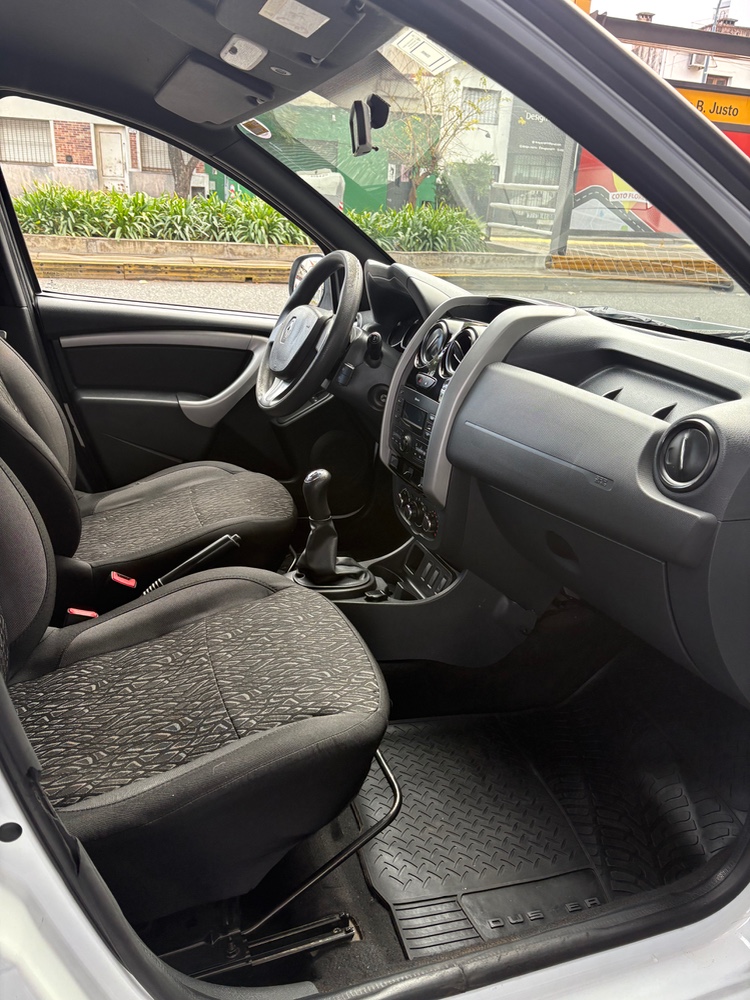 Renault Duster Expression 1.6  — foto 13