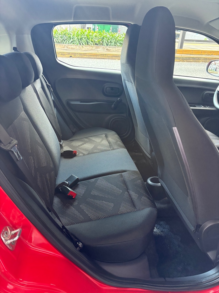 Fiat Mobi Like 1.0 — foto 11
