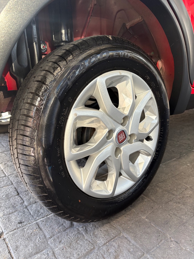 Fiat Mobi Like 1.0 — foto 18