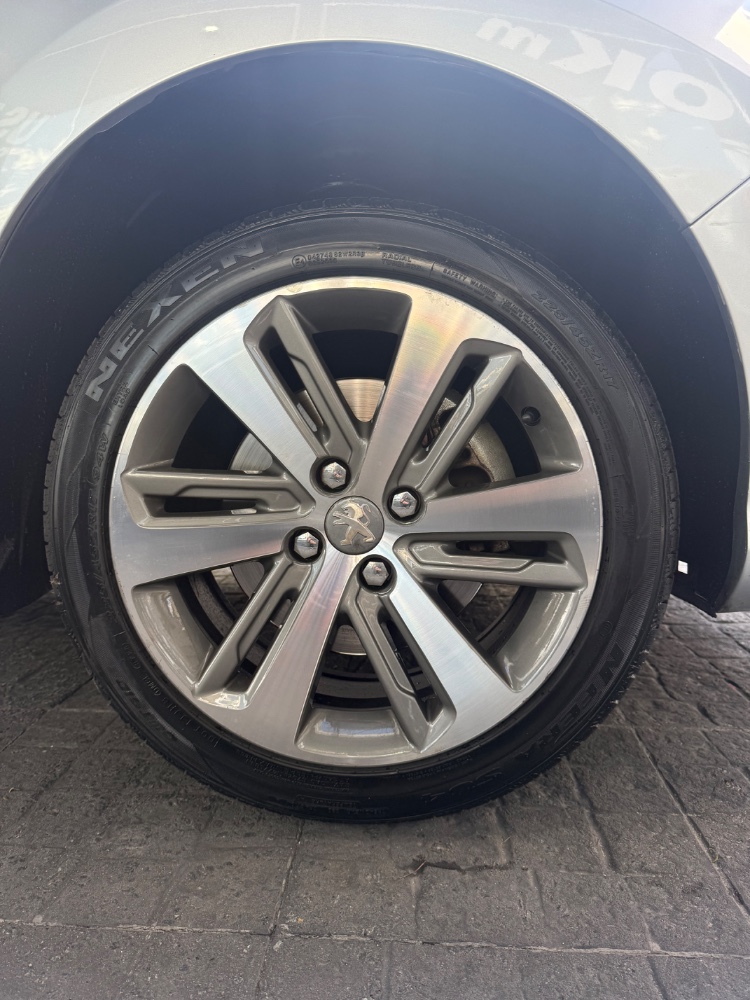 Peugeot 308 Feline thp Tiptronic  — foto 14