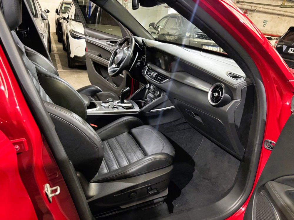 Alfa Romeo Stelvio 2.0T 280HP AWD AT SUPER Quadrifoglio — foto 9