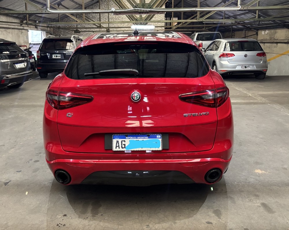 Alfa Romeo Stelvio 2.0T 280HP AWD AT SUPER Quadrifoglio — foto 11
