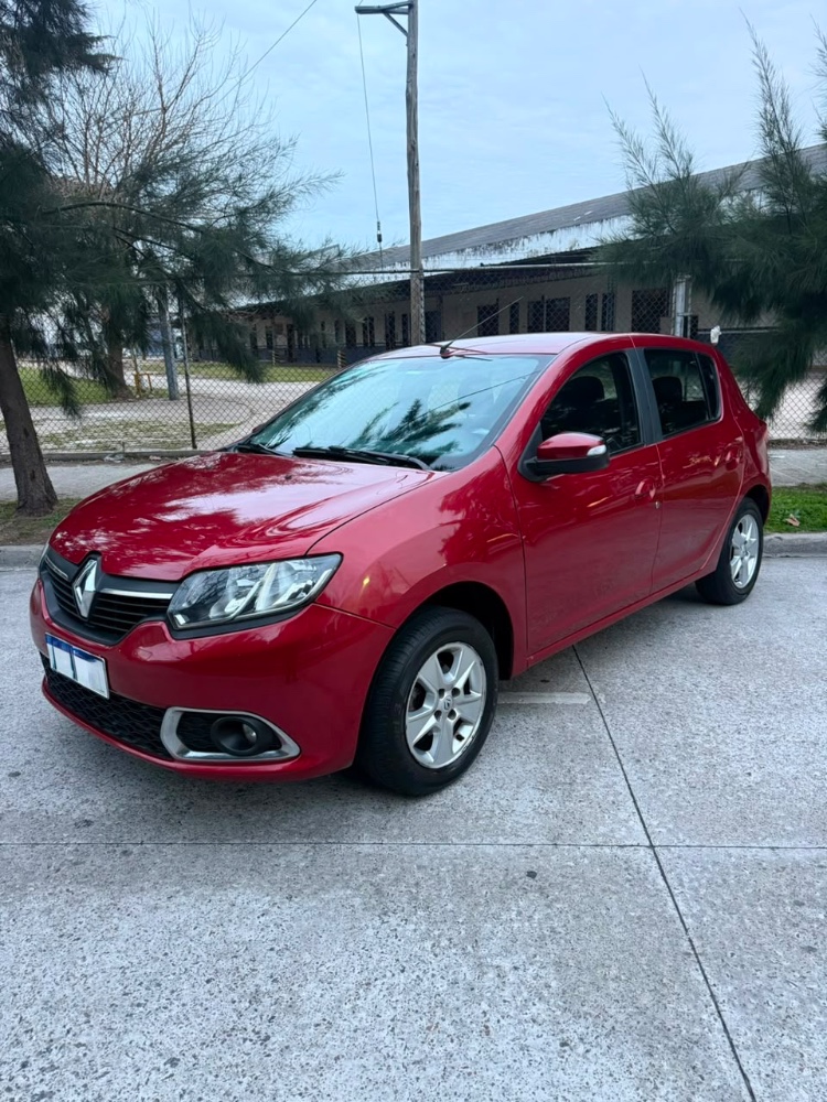 Renault Sandero Privilege 1.6 c/ gnc