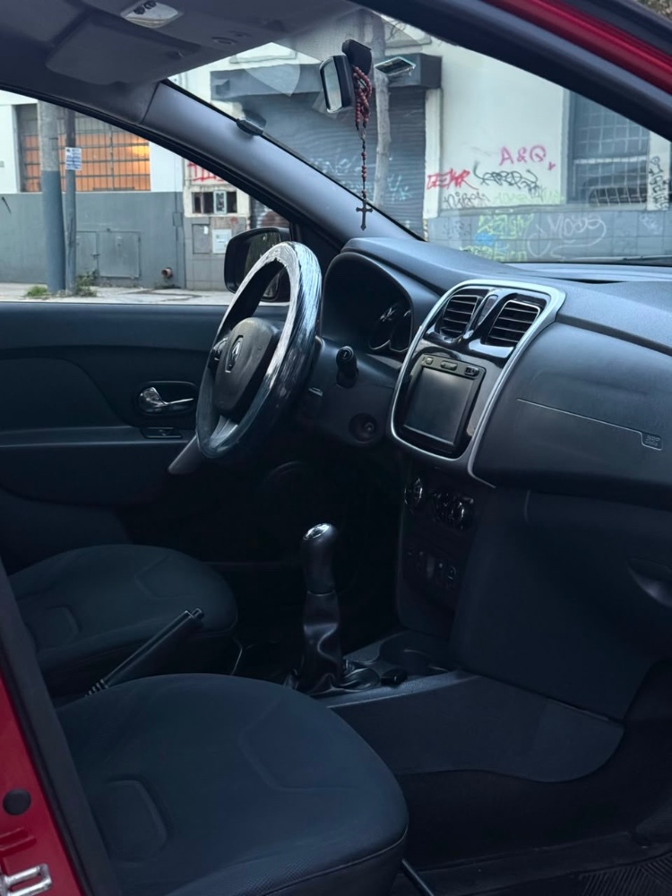 Renault Sandero Privilege 1.6 c/ gnc — foto 8