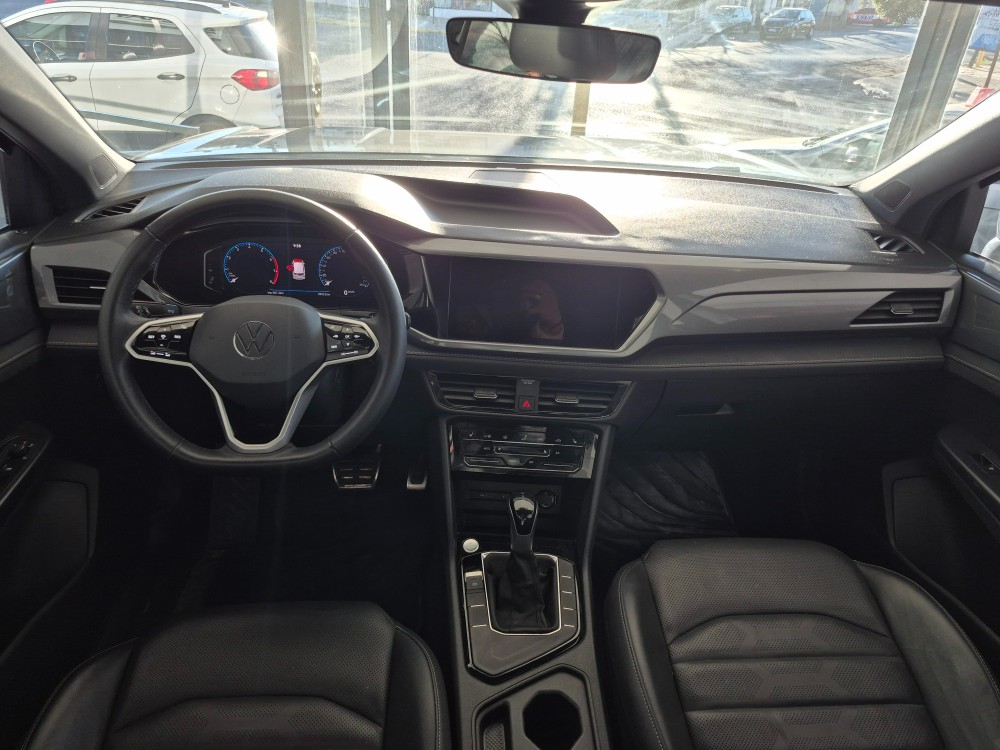Volkswagen Taos Highline 250 TSI AT — foto 3