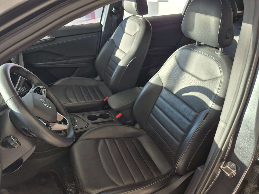 Volkswagen Taos Highline 250 TSI AT — foto 4