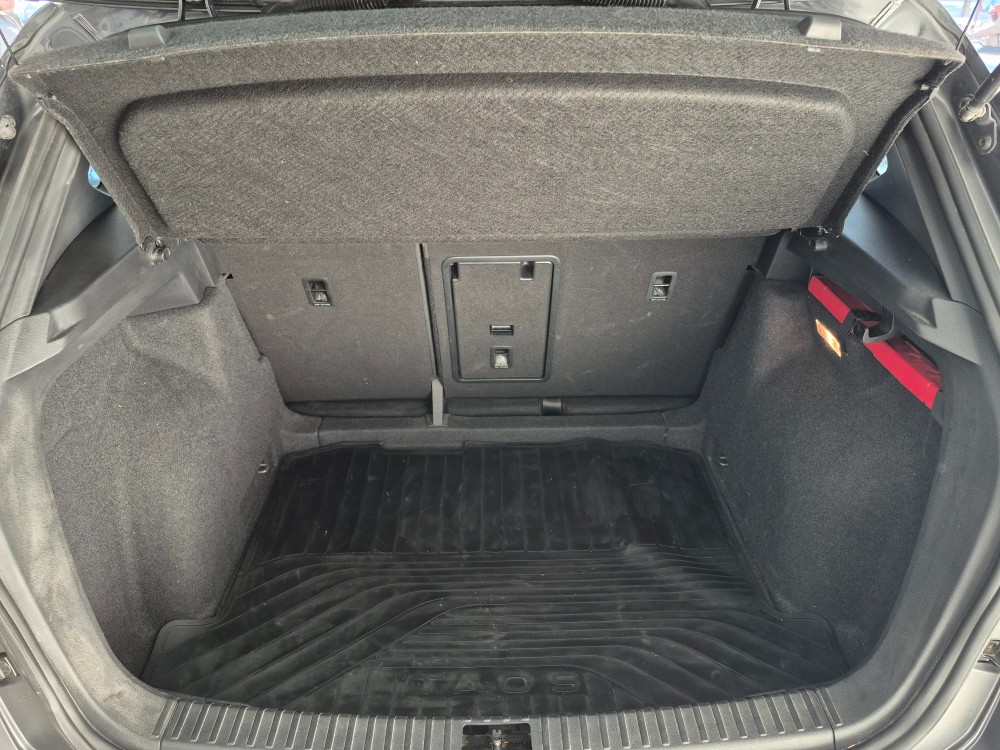 Volkswagen Taos Highline 250 TSI AT — foto 8
