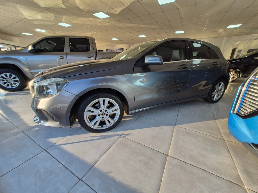 Mercedes-Benz Clase A A200 — foto 3