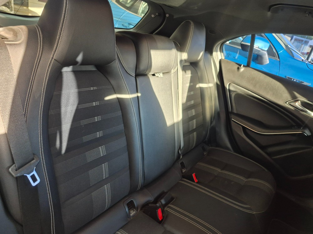 Mercedes-Benz Clase A A200 — foto 7