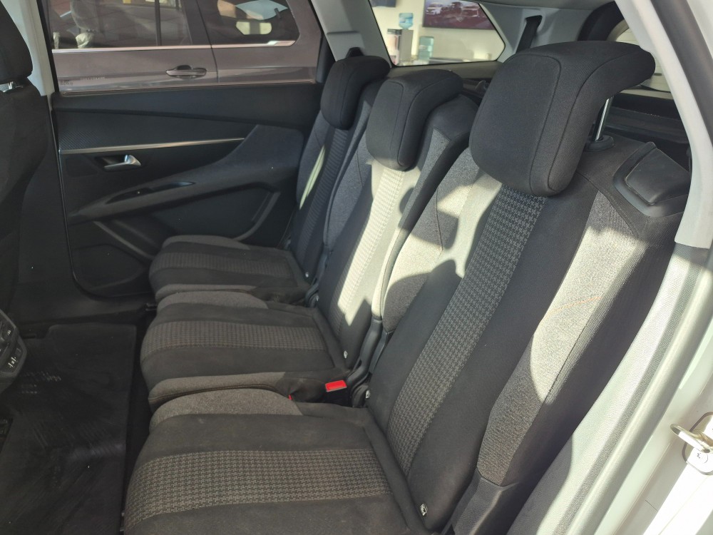 Peugeot 5008 Allure Tiptronic — foto 7