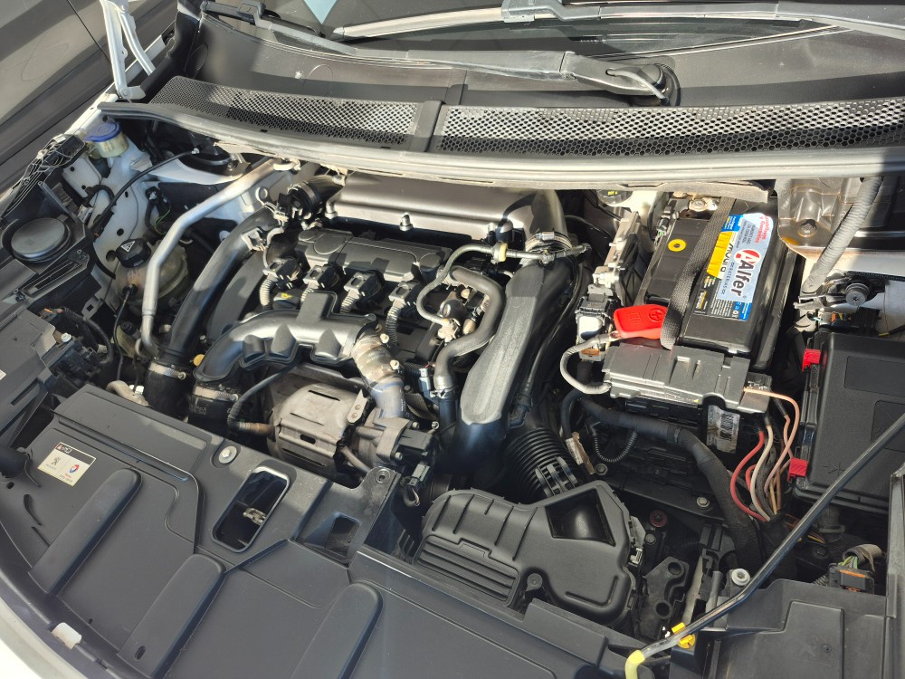 Peugeot 5008 Allure Tiptronic — foto 8