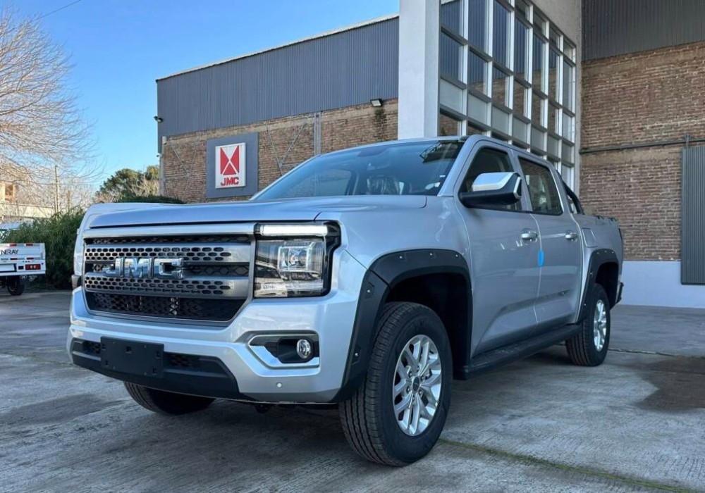 JMC GRAND AVENUE GL 2.3 TURBO NAFTA 4X2