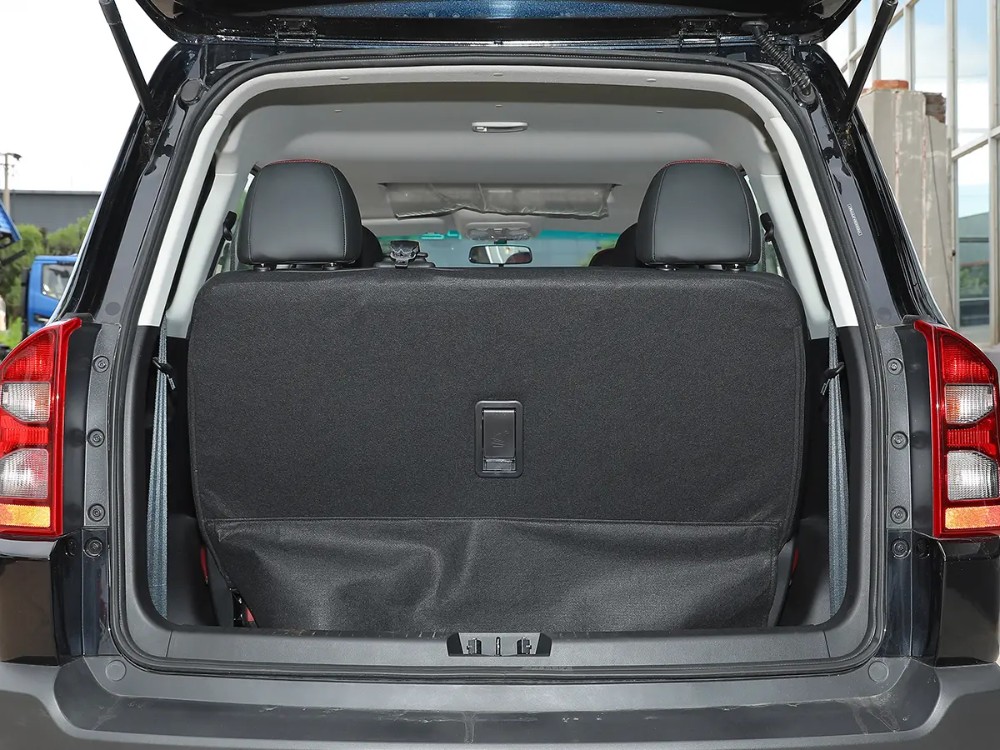 SWM G03F MT SUV NAFTA 7 PASAJEROS — foto 7