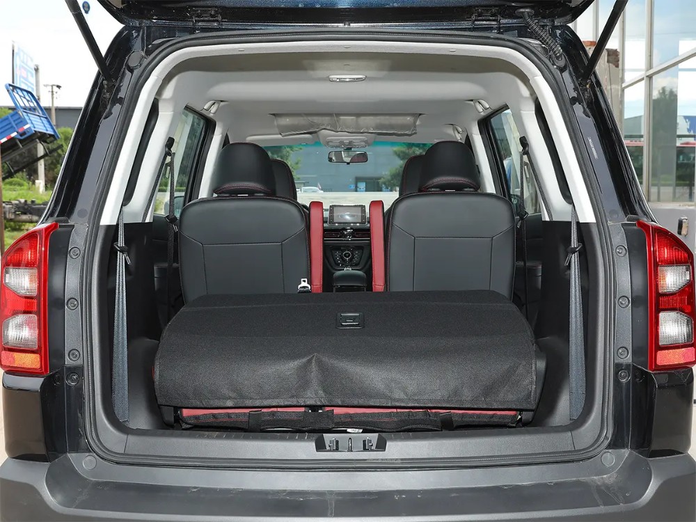 SWM G03F MT SUV NAFTA 7 PASAJEROS — foto 9