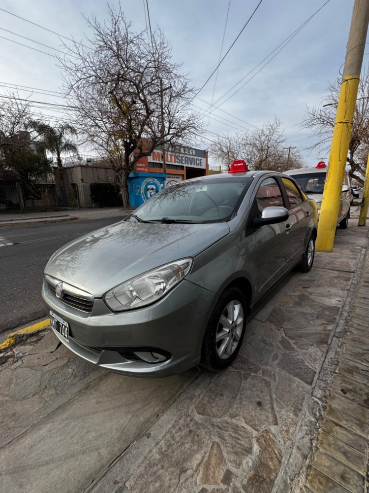 Fiat Grand Siena Attractive 1.4 8v — foto 5