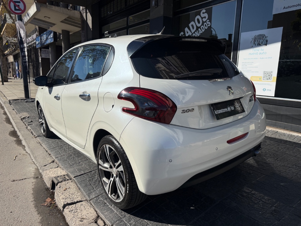Peugeot 208 Gt 1.6 thp — foto 5