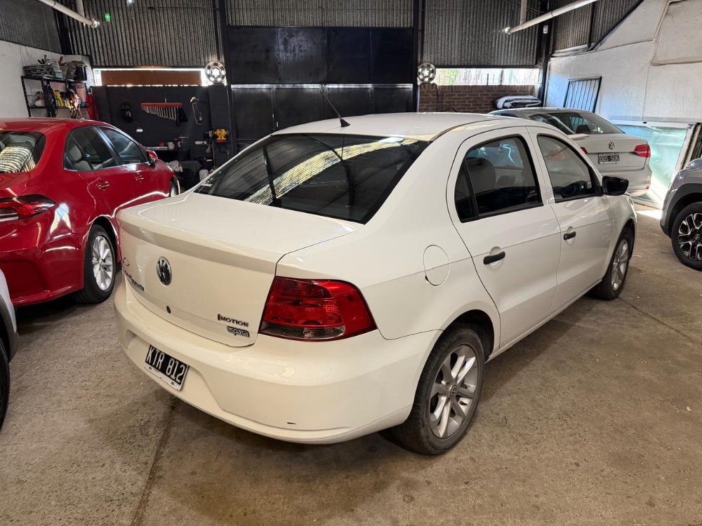 Volkswagen Voyage Confortline 1.6 Imotion Plus — foto 2