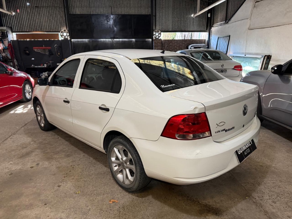 Volkswagen Voyage Confortline 1.6 Imotion Plus — foto 3
