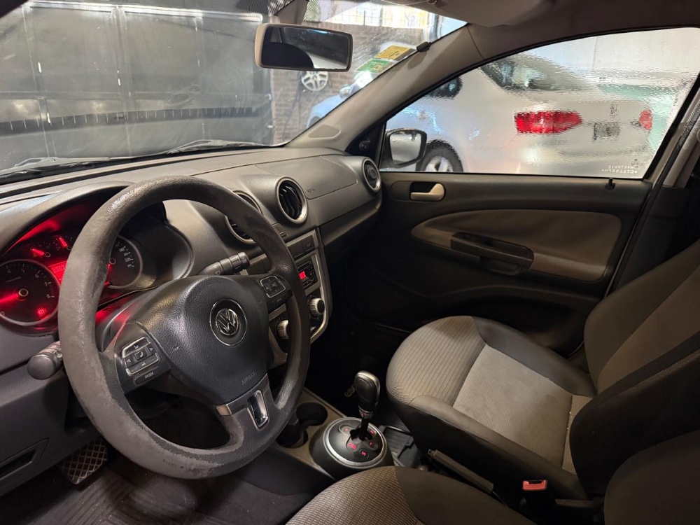 Volkswagen Voyage Confortline 1.6 Imotion Plus — foto 5