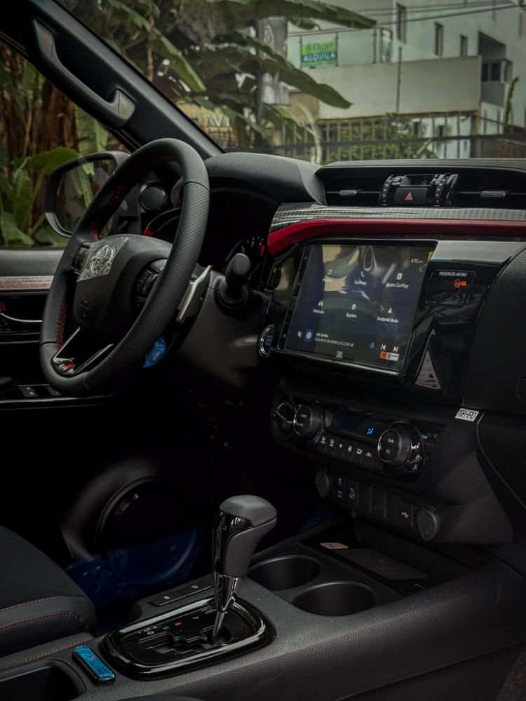 Toyota HILUX GR — foto 3