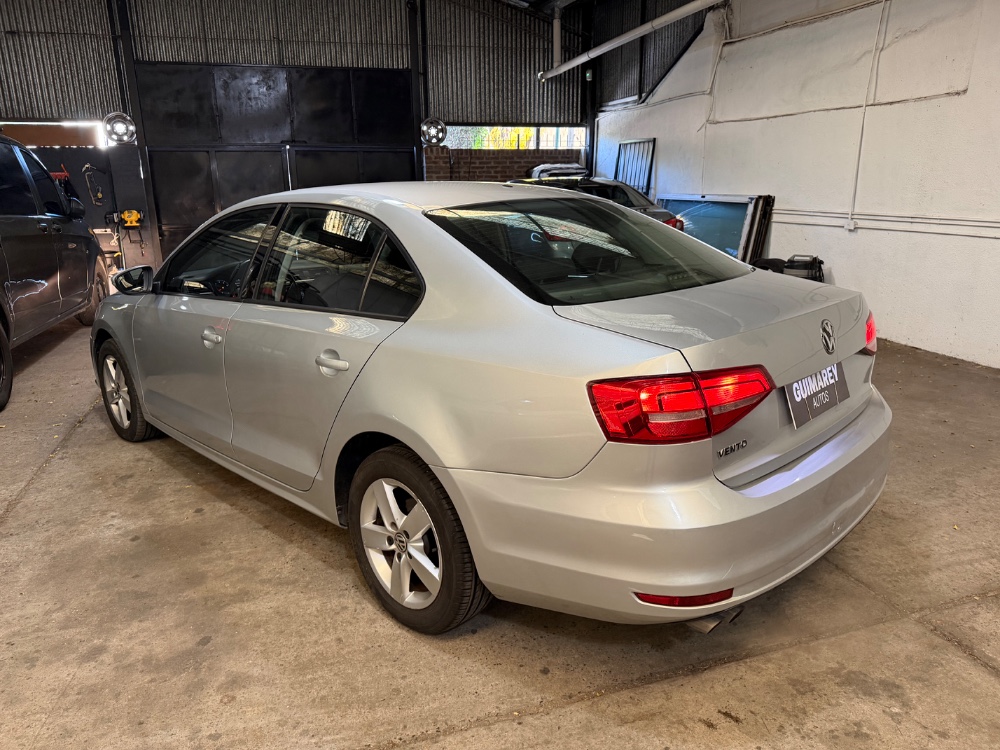 Volkswagen Vento Advance Plus 2.5 Tiptronic 170cv — foto 4