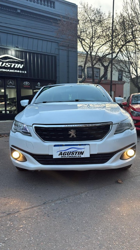 Peugeot 301 Allure — foto 2