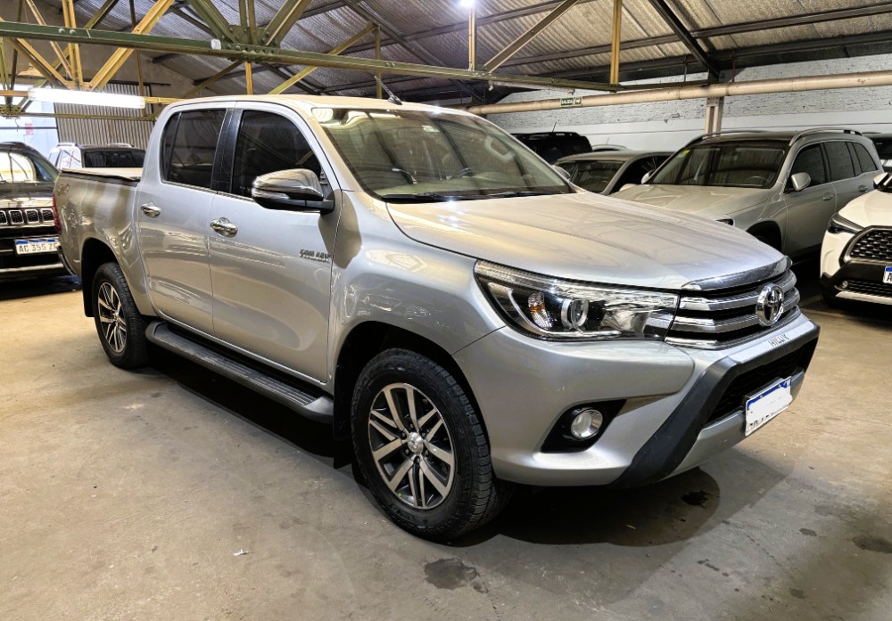 Toyota Hilux HILUX 4X4 D/C SRX 2.8 TDI 6 A/T — foto 2