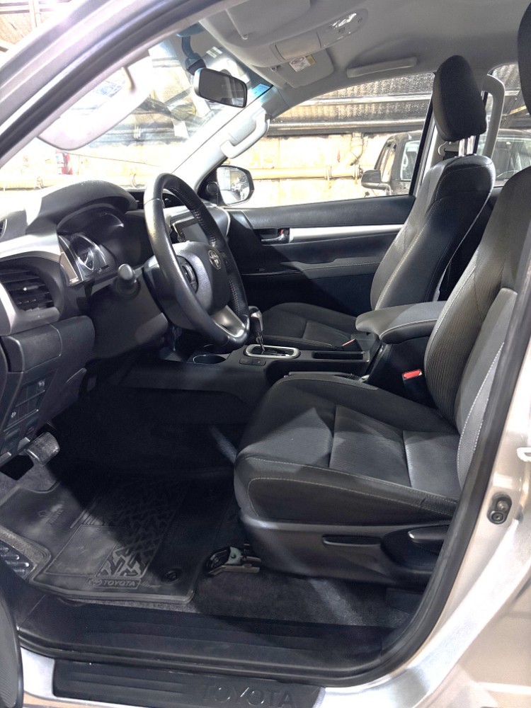 Toyota Hilux 2.4 DC 4X2 TDI SR AT6 — foto 7