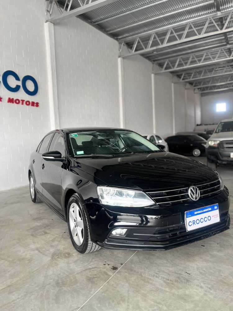 Volkswagen VENTO 2.5 — foto 7