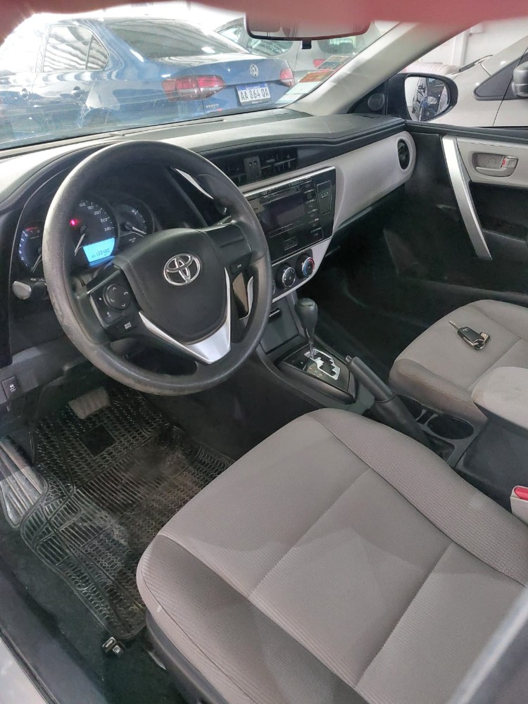 Toyota COROLLA XLI CVT — foto 4