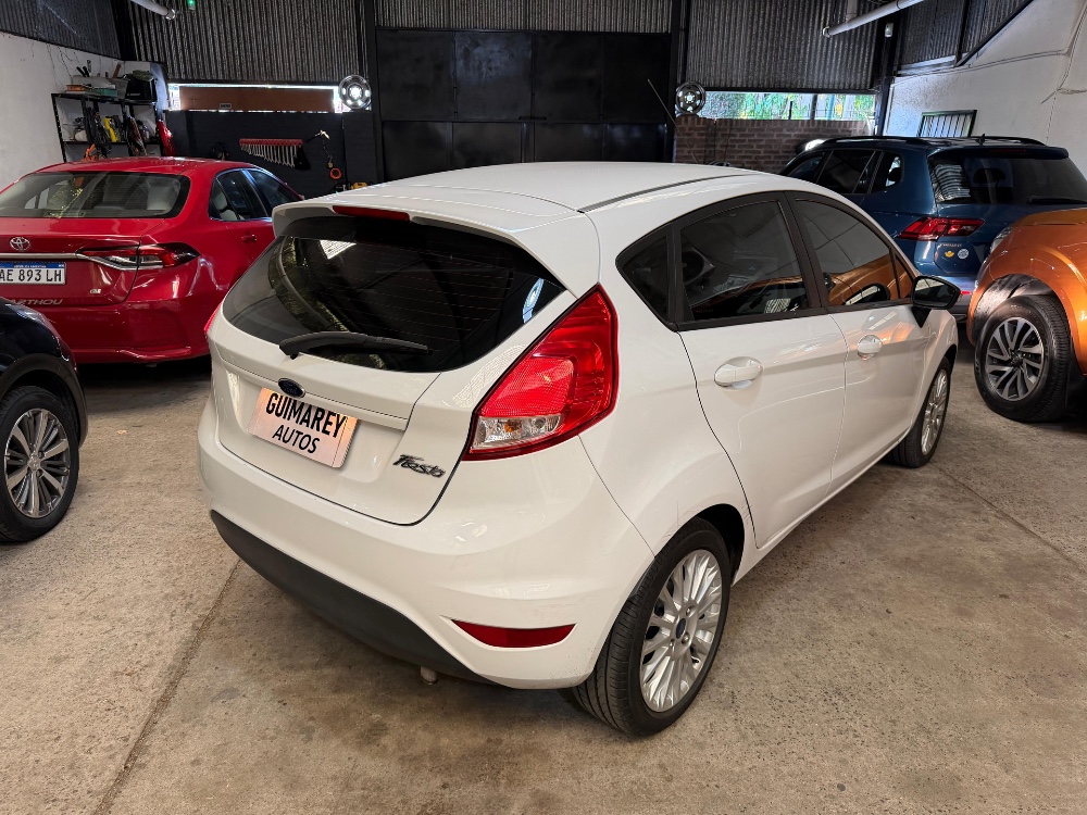 Ford Fiesta 1.6 SE Powershift 120cv — foto 4