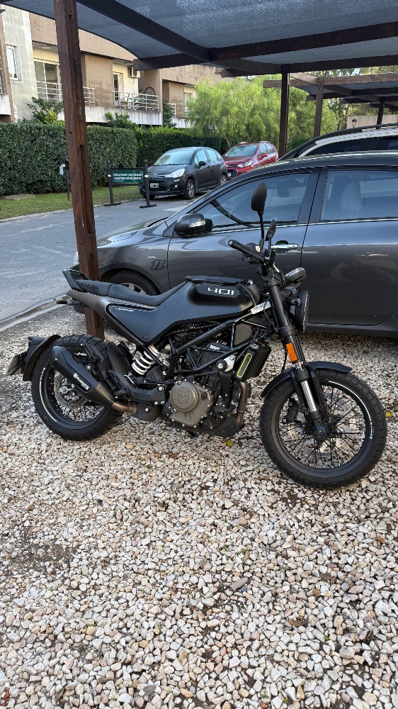 Husqvarna Svartpilen 401 — foto 8