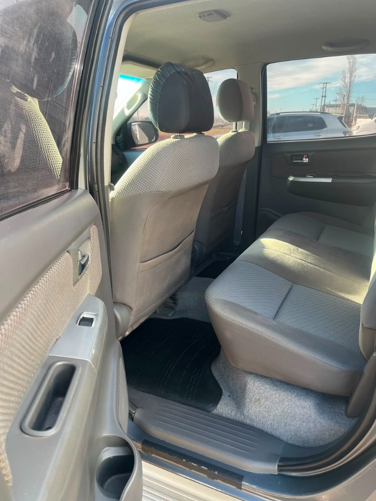 Toyota HILUX SRV 4X4 — foto 2