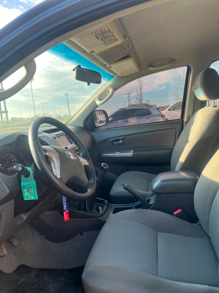Toyota HILUX SRV 4X4 — foto 4