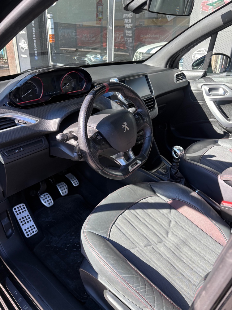 Peugeot 208 GT 1.6 Thp  — foto 20
