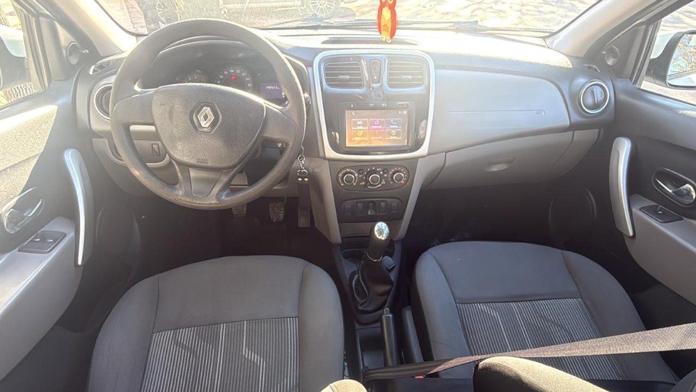 Renault Logan 1.6 — foto 7