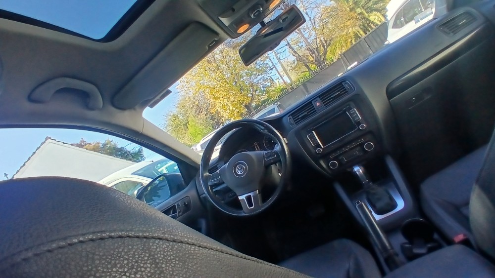 Volkswagen Vento Luxury — foto 2